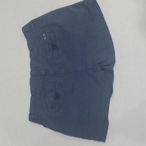 VINEYARD VINES SHORTS SIZE 4